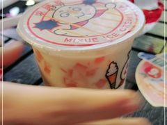 -蜜雪冰城(曼哈顿十字路口店)