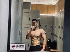 -威克健身游泳(万菱汇店)