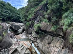 -鄣山大峡谷