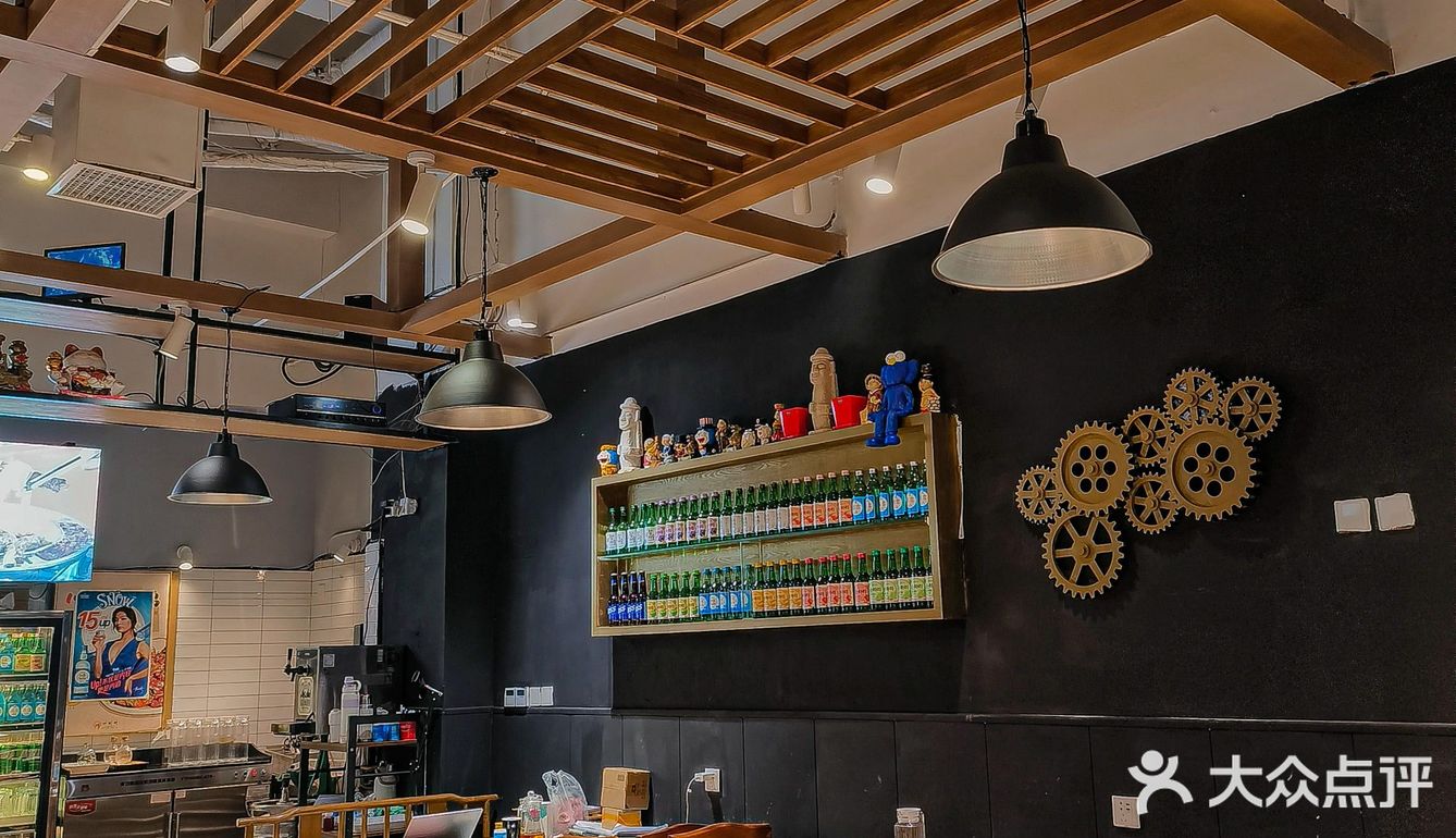 又被奇奇怪怪的菜吓傻，都太有想法了