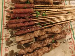 -老街烧烤大排档·地道湖北菜·龙虾馆(汉口火车站店)