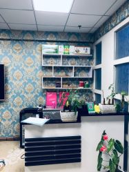 -阿茹娜美容会馆