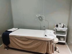 -苑苑vbeauty科技美容SPA