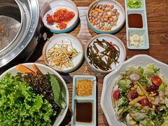 -明洞阿姨·韩式酱蟹烤肉·创意料理(三元桥店)