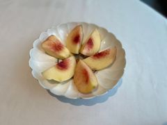 奉化水蜜桃-西湖春天•老字号杭州菜(百汇店)