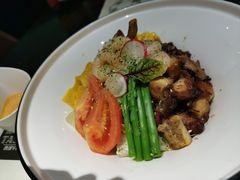 鸡肉大虾鲜蔬波奇碗-西堤牛排(龙德广场店)