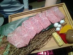 -山川小町·极番烧肉(新地假日广场店)