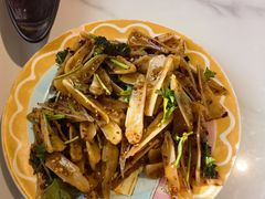 -嗨辣小聚·盘锦河蟹·海鲜烧烤龙虾(盘锦十年好店)