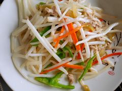 芦苇根炒肉丝-梦缘水乡·湖景餐厅