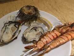 -雍和会海鲜姿造自助(湖东路店)