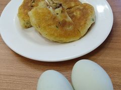 -白阿婆过油肉拌面·大盘鸡