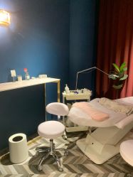 -优加东京秀烫染SALON
