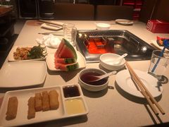 -海底捞火锅鲜切牛肉主题店(长寿路店)