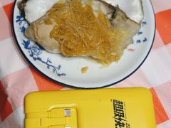 蒜蓉粉丝蒸生蚝-李氏疙瘩汤·本地海鲜·老烟台菜(所城里店)