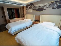 -爱舍海岸酒店(香港中路五四广场店)