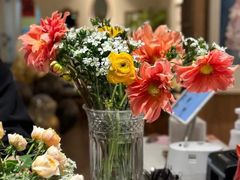 -亭亭鲜花店(中山北路店)