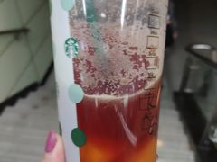 -星巴克臻选(成都环球乐天店)