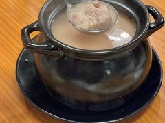 -莲餐厅·湖北菜·潜江小龙虾店(愚园路店)