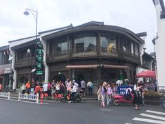 -东伊顺(高银街店)