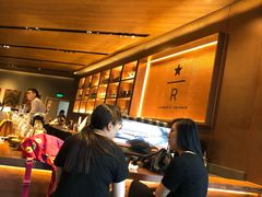 -星巴克(西藏路店)