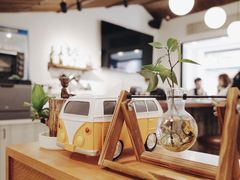 -Double cafe