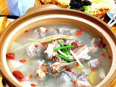 -黄小串·烤串海鲜涮牛肚(升龙广场店)