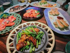 -粤·向群饭店(麓景路店)