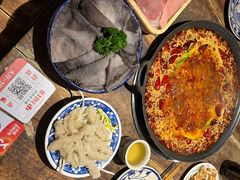 -旧街市鲜货老火锅(大光路店)