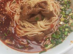 -李与白包子铺(桐梓林店)