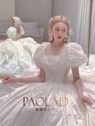 -南京宝娜嫁衣婚纱礼服馆(中央路店)