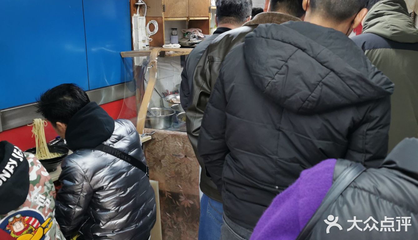 特色咖喱汤辣肉面—永良特色面馆