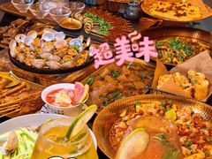 -何师烧烤Pro ·江湖川菜·小龙虾·精酿(太古里旗舰店)