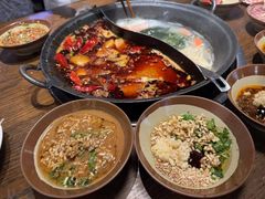 -萍姐火锅·公路夜市(武汉首店)