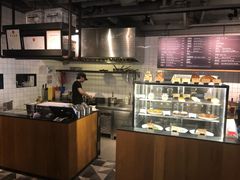 -Wagas沃歌斯(百盛优客店)