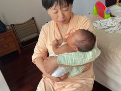 -乐禧母婴全自营月嫂(宝山店)