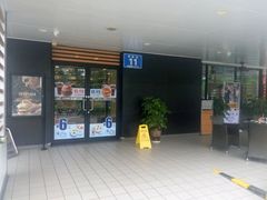 -麦当劳(国际社区店)