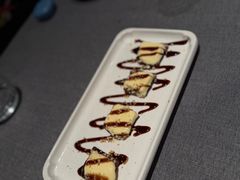 冰淇淋配巧克力-Efes Turkish & Mediterranean Cuisine 艾菲斯餐厅(陆家嘴店)