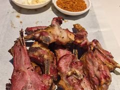 -小河公主秘制烤羊腿(小绿谷店)