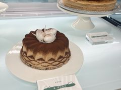 -潮一不贰·法式甜品·生日蛋糕·西式简餐(外滩店)