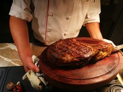 -恰餐厅及酒吧 CHAR Bar & Grill (北京丽都皇冠假日店)
