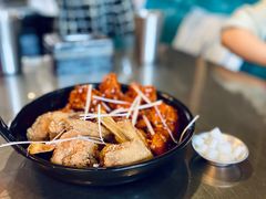 双拼炸鸡-MI WU FACTORY米屋美食工厂餐厅(绿地店)
