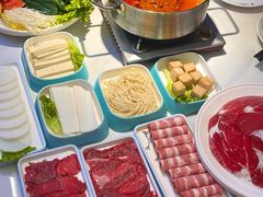 -享遇.锅姥姥牛排海鲜自助(小寨店)