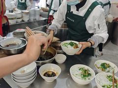 -黄金娣米线(盛邦老店)