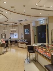 -周生生Chow Sang Sang(新世界店)