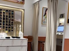 -海马体照相馆(万菱汇店)