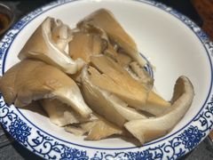 -大匠工房古船木艺术餐厅·猪肚鸡专门店(长白仙岛店)