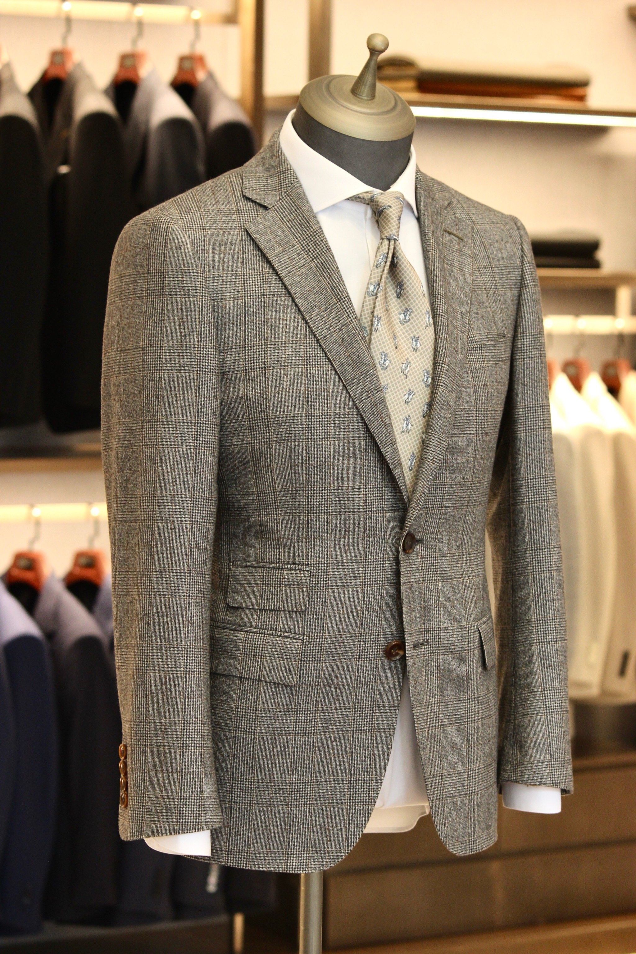 英伦范十足的定制西装⬇️⬇️