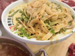-宴全牛粤来越牛潮汕鲜牛肉火锅(海州万达广场店)