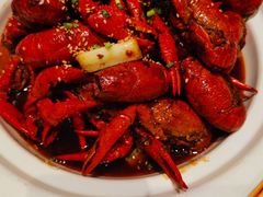 -肥肥虾庄·金牌油焖大虾(东湖欢乐谷店)
