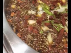 -烧哥美蛙肥肠鱼火锅·十五年社区店